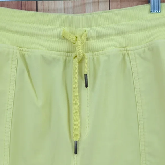ATHLETA Farallon Midi Short, Yellow Sz L - Picture 3 of 7